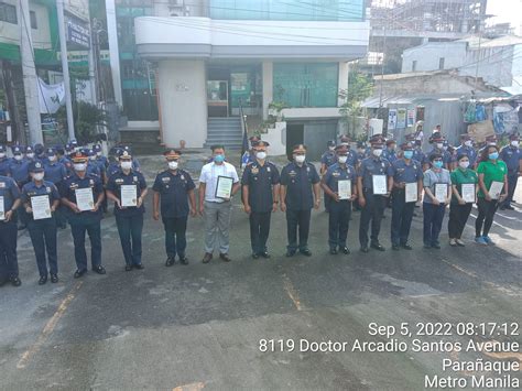 parañaque city police station photos|MONDAY FLAG RAISING AND .